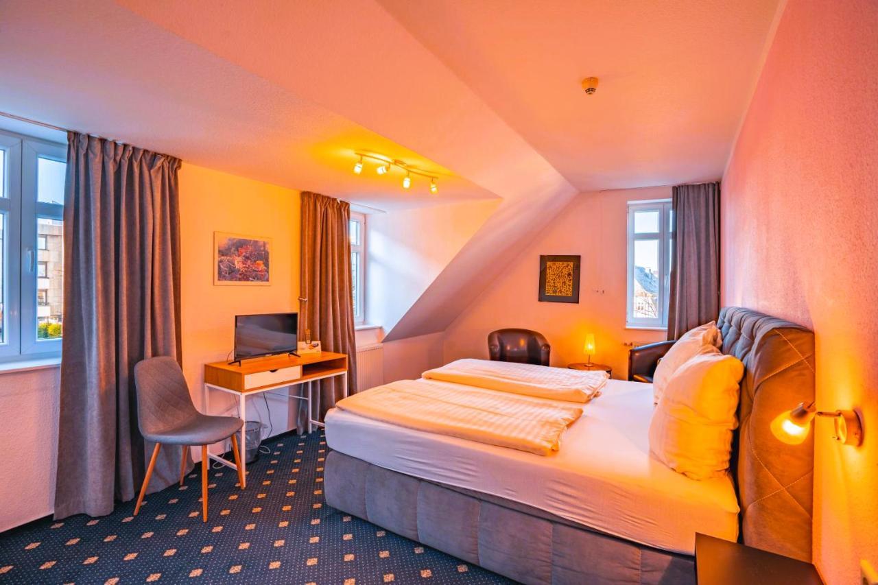 Hotel Starke Брилон Екстериор снимка