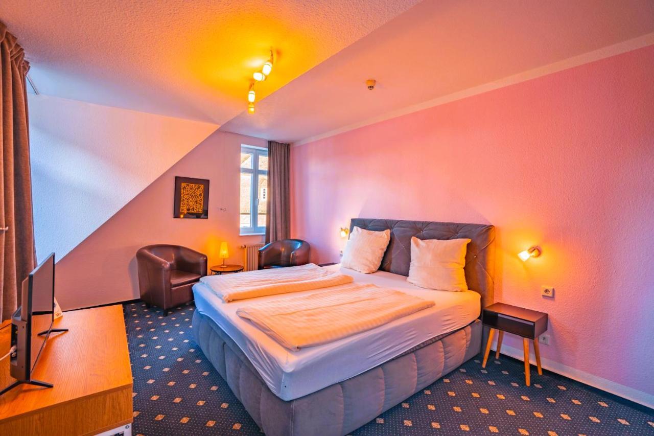 Hotel Starke Брилон Екстериор снимка
