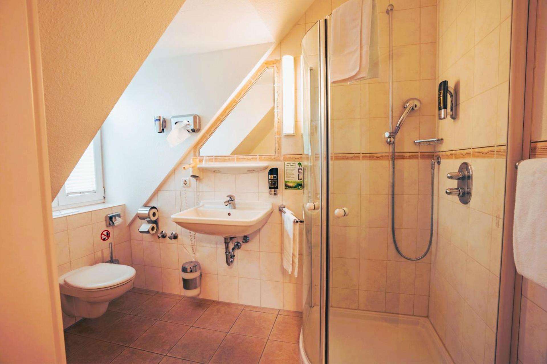 Hotel Starke Брилон Екстериор снимка